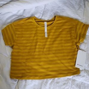 Lululemon Cates tee